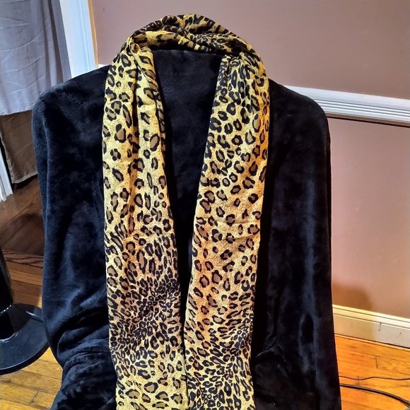 Pashmina Wrap - Animal Print Leopard - Picture 8 of 9
